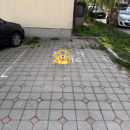 N & G Apartments Ришнов Екстер'єр фото
